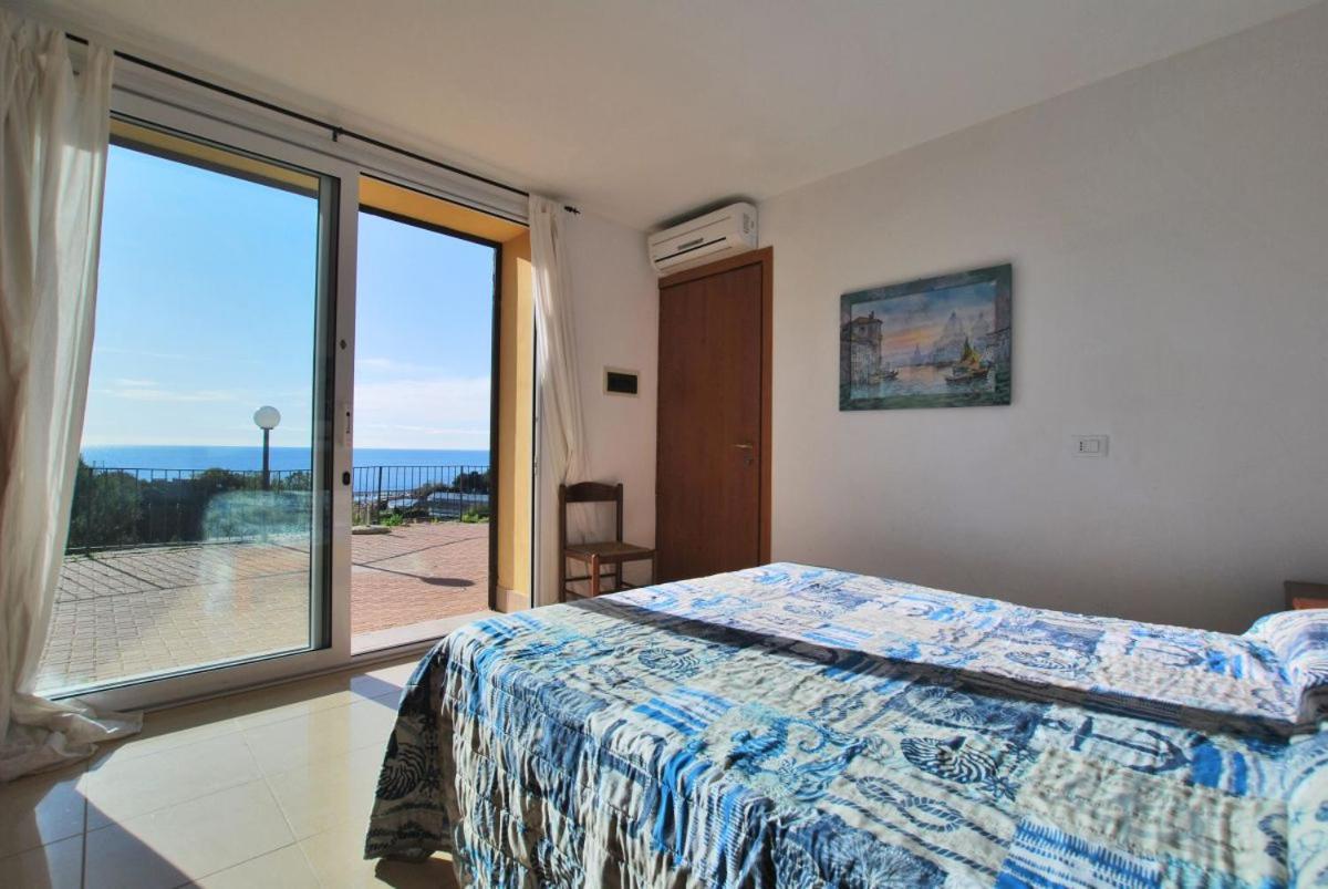 Villa Del Mare Ligure Elvezia 圣托·斯特凡诺·阿尔马尔 外观 照片